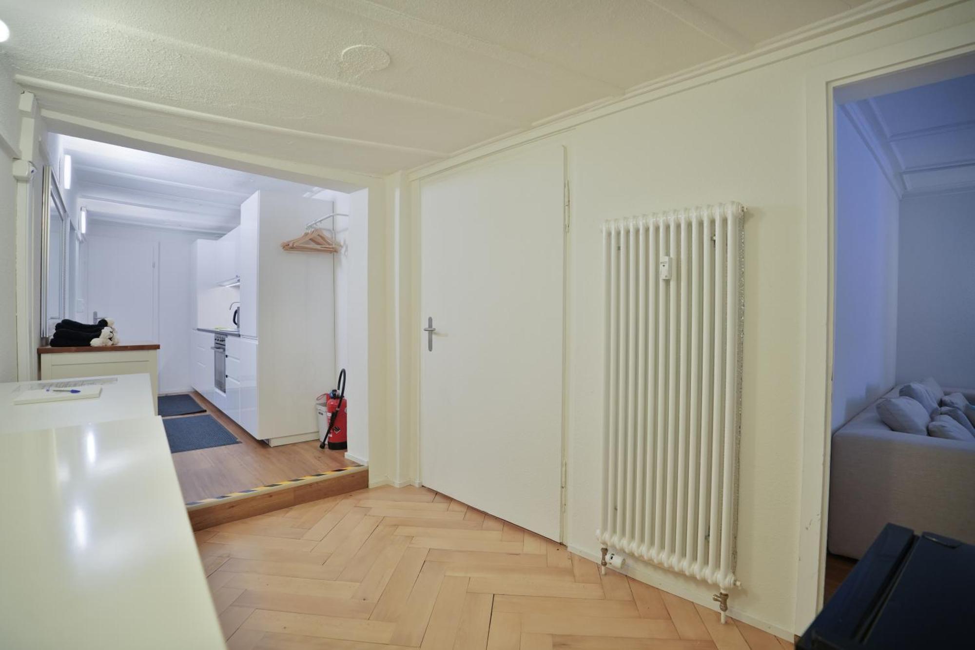 Cozy City Center, 4 Bedroom- 120Sq, 5Min Walk To Main Station Bazel Buitenkant foto
